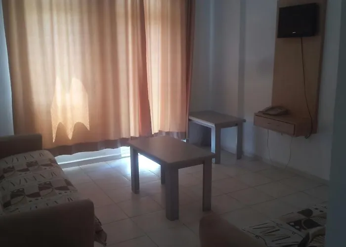 Lale Apart מלון דירות אלאניה